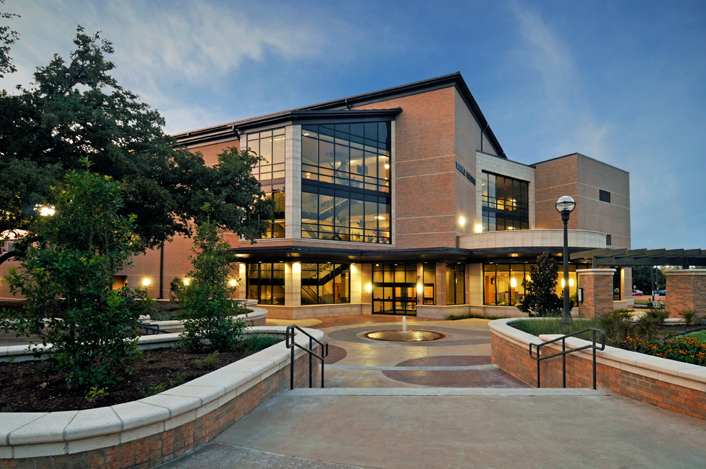 MCC Science Building exterior
